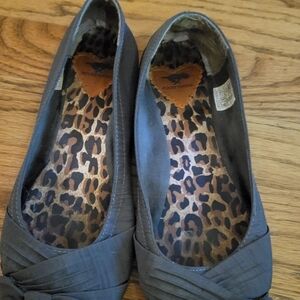 Rocket Dog Gray Women's Shoes